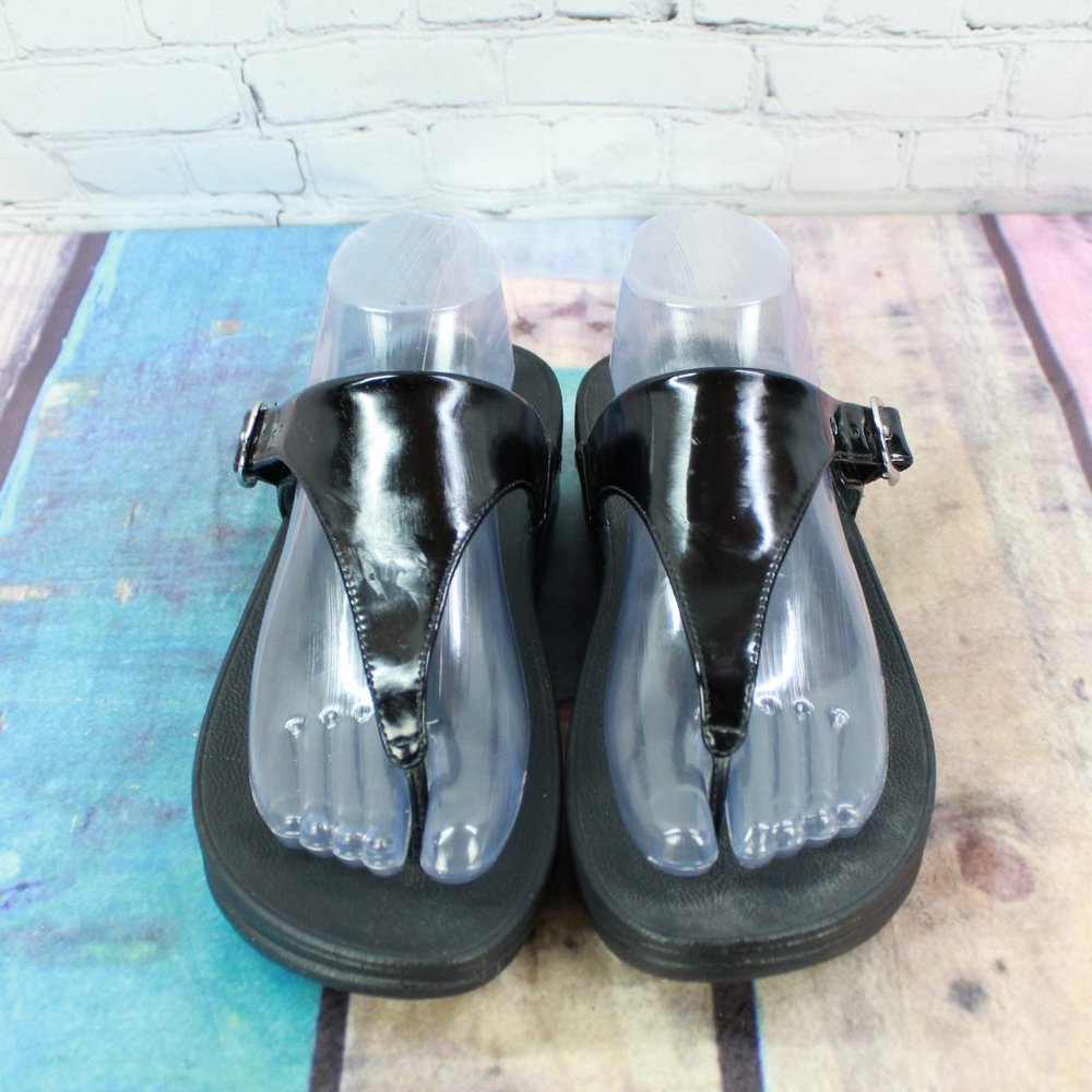 FITFLOP The Skinny Patent Thong Sandals Size 9 - Picture 5 of 9
